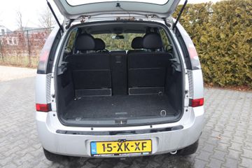 Voertuigafbeelding 13