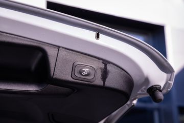 Voertuigafbeelding 17