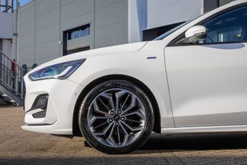 Voertuigafbeelding 5