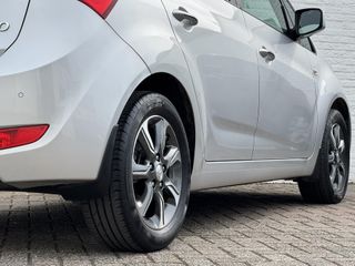 Voertuigafbeelding 16