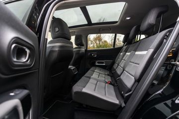 Voertuigafbeelding 13