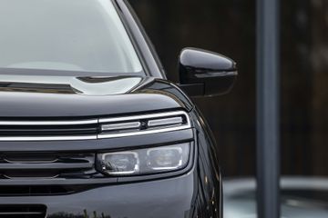 Voertuigafbeelding 3