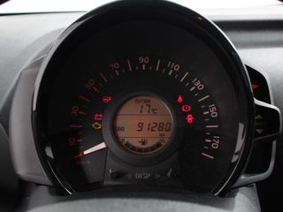 Voertuigafbeelding 9