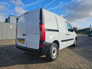 Voertuigafbeelding 12