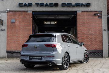 Voertuigafbeelding 2