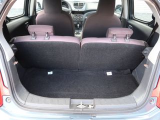 Voertuigafbeelding 24