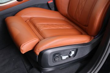 Voertuigafbeelding 35