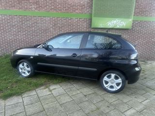 Voertuigafbeelding 3