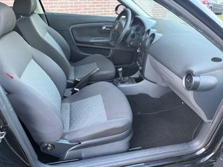 Voertuigafbeelding 7