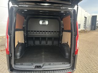 Voertuigafbeelding 6