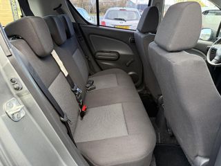 Voertuigafbeelding 10