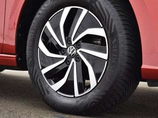 Voertuigafbeelding 17