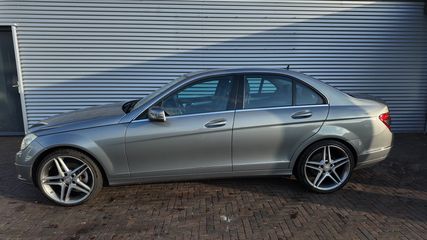 Voertuigafbeelding 4