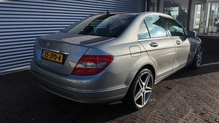 Voertuigafbeelding 6