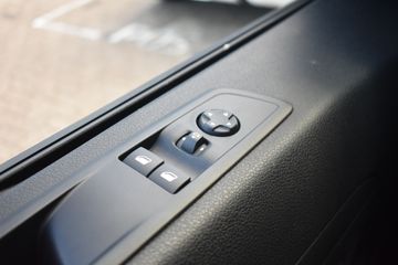 Voertuigafbeelding 37