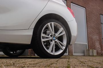 Voertuigafbeelding 38