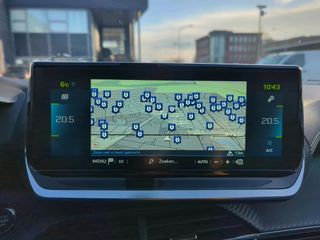 Voertuigafbeelding 12