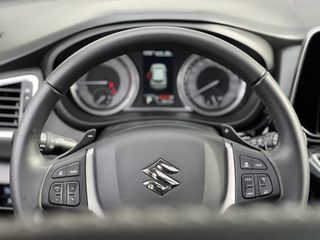 Voertuigafbeelding 12