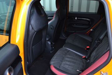 Voertuigafbeelding 10