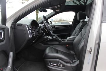 Voertuigafbeelding 7