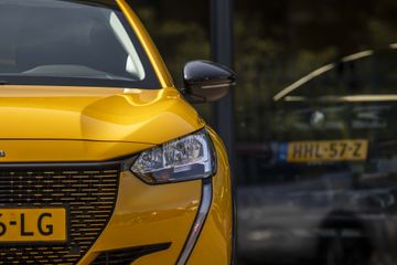 Voertuigafbeelding 3