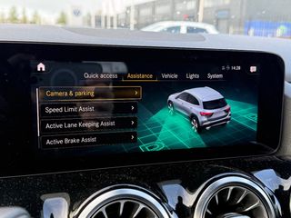 Voertuigafbeelding 12