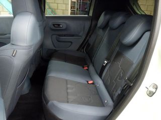 Voertuigafbeelding 6