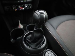 Voertuigafbeelding 15