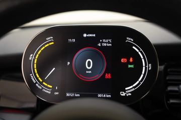 Voertuigafbeelding 16