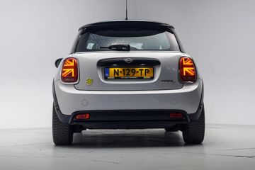 Voertuigafbeelding 33