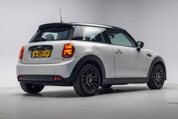 Voertuigafbeelding 36