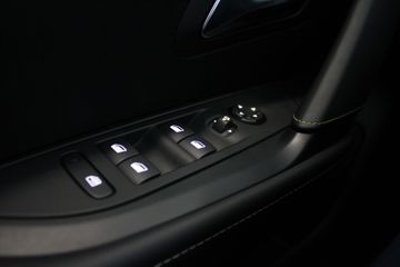 Voertuigafbeelding 23