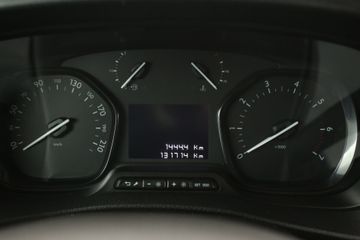 Voertuigafbeelding 12