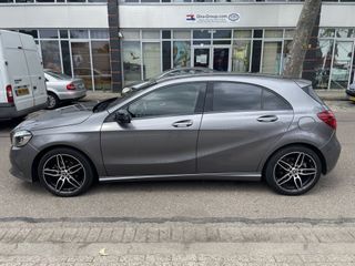 Voertuigafbeelding 8