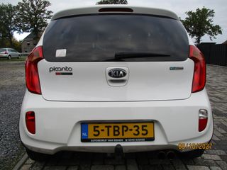 Voertuigafbeelding 4