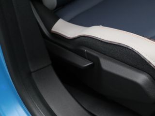 Voertuigafbeelding 37