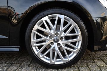 Voertuigafbeelding 24