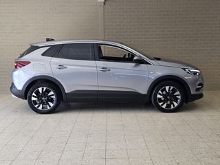 Voertuigafbeelding 4