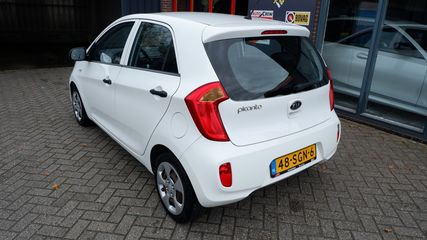 Voertuigafbeelding 2