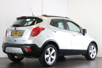 Voertuigafbeelding 3