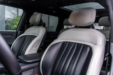 Voertuigafbeelding 13