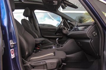 Voertuigafbeelding 14