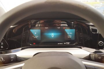 Voertuigafbeelding 12