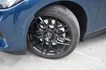 Voertuigafbeelding 5