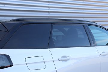 Voertuigafbeelding 11