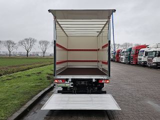 Voertuigafbeelding 11