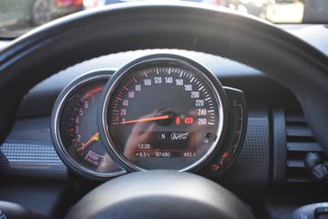 Voertuigafbeelding 13