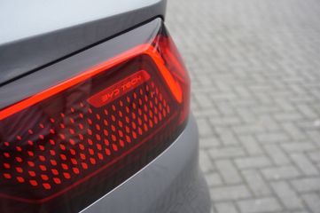 Voertuigafbeelding 7