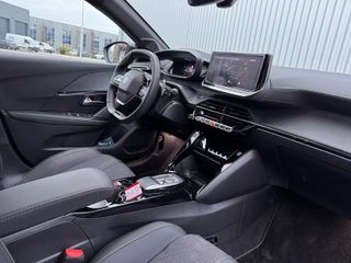 Voertuigafbeelding 12