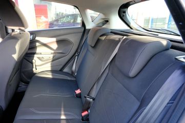 Voertuigafbeelding 17